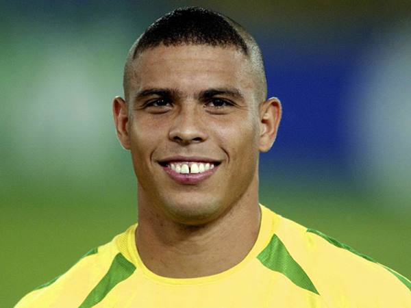 Tiểu sử Ronaldo béo: Người ngoài hành tinh có một không hai
