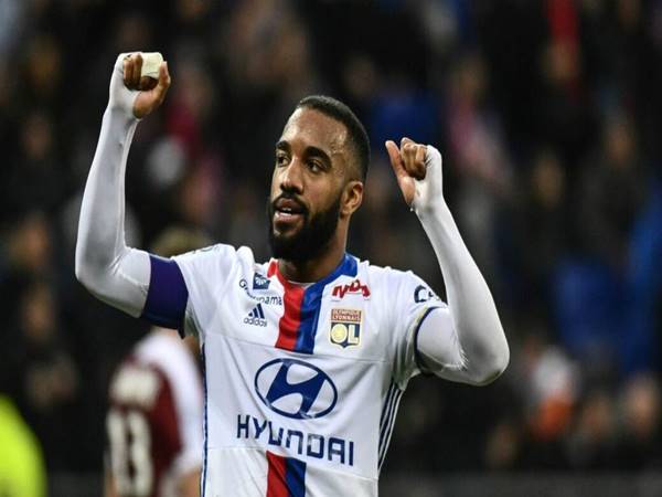 Alexandre Lacazette trong màu áo ĐTQG Pháp