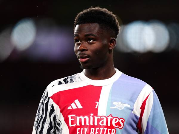 Tin Arsenal 10/11: Pháo thủ sắp hoàn tất hợp đồng với Saka