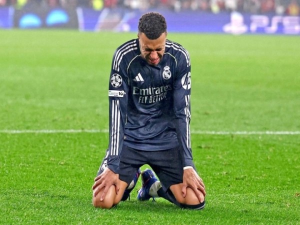 Lời tố mạnh mẽ: “Mbappé không nói thật” Lời tố mạnh mẽ: “Mbappé không nói thật”