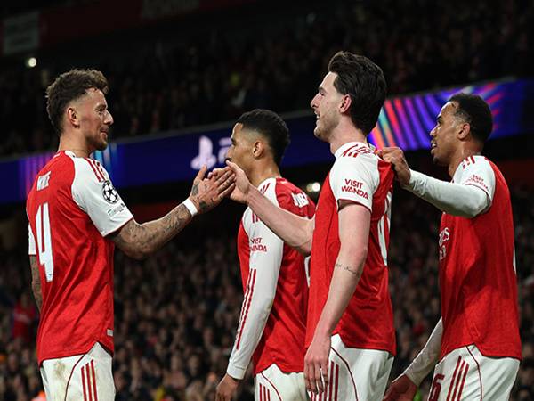 Tin Arsenal: Pháo thủ chính thức đi vào lịch sử Cup C1